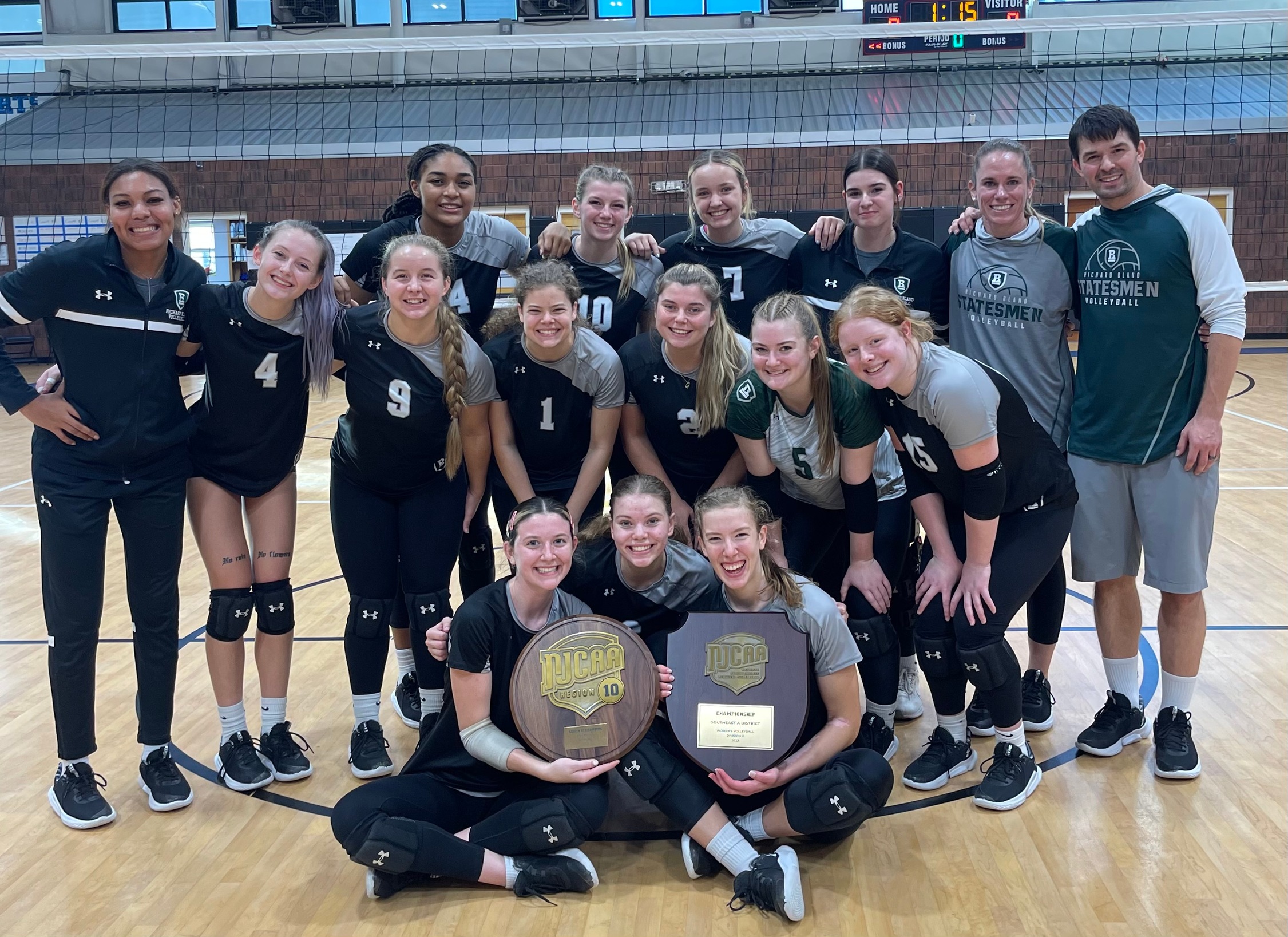 Richard Bland Repeats as Region 10 DII Volleyball Champions